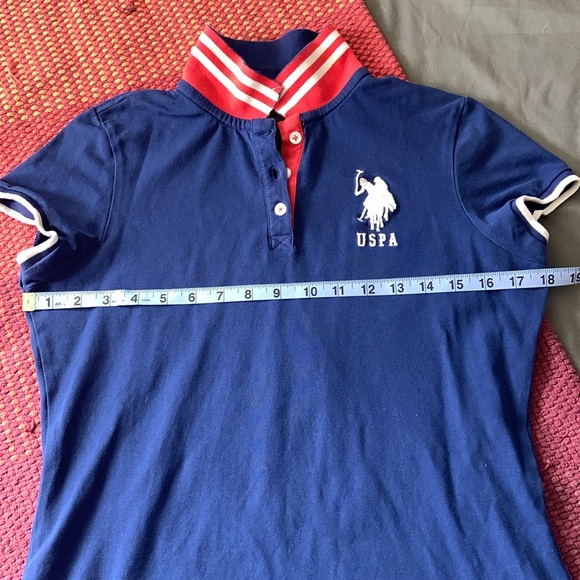 USPA. SIZE M Solid Polo Shirt - Picture 6 of 10
